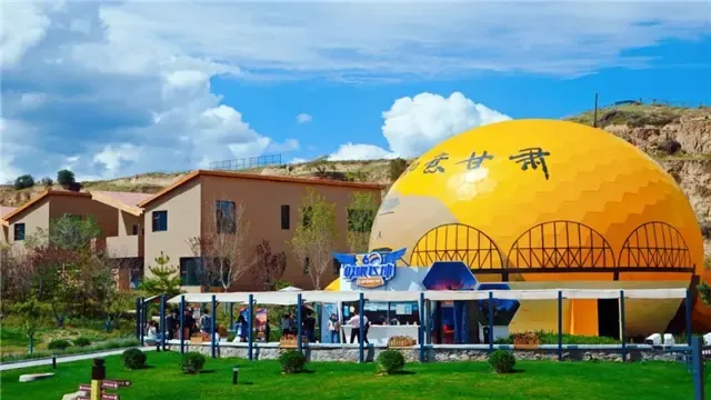 220723pk9c9c5tvgcv9005.webp